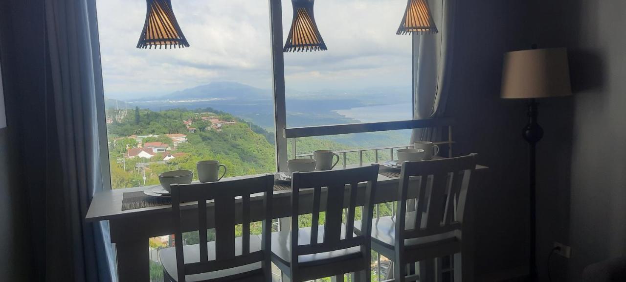 Epie'S Pad Apartment Tagaytay City Екстериор снимка