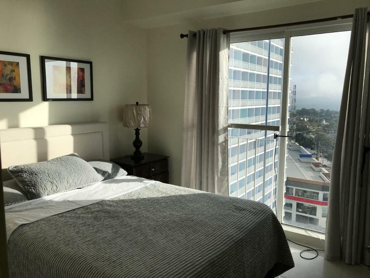 Epie'S Pad Apartment Tagaytay City Екстериор снимка